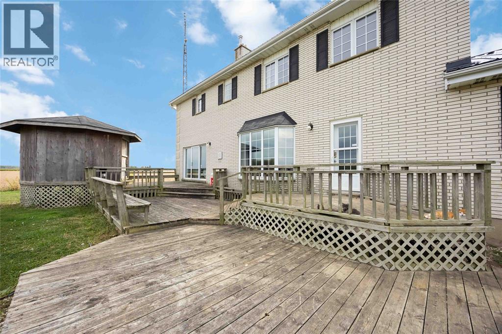 1804 Huffs Corners Road, Dawn-Euphemia, ON - Outdoor With Deck Patio Veranda With Exterior