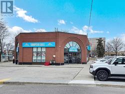 2777 STEELES AVENUE W Toronto, ON M3J 3K5