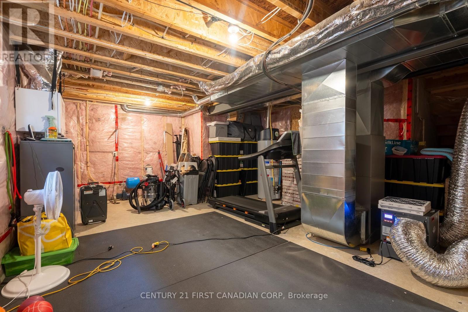 161 Collins Way, Strathroy-Caradoc (Se), ON - Indoor Photo Showing Basement