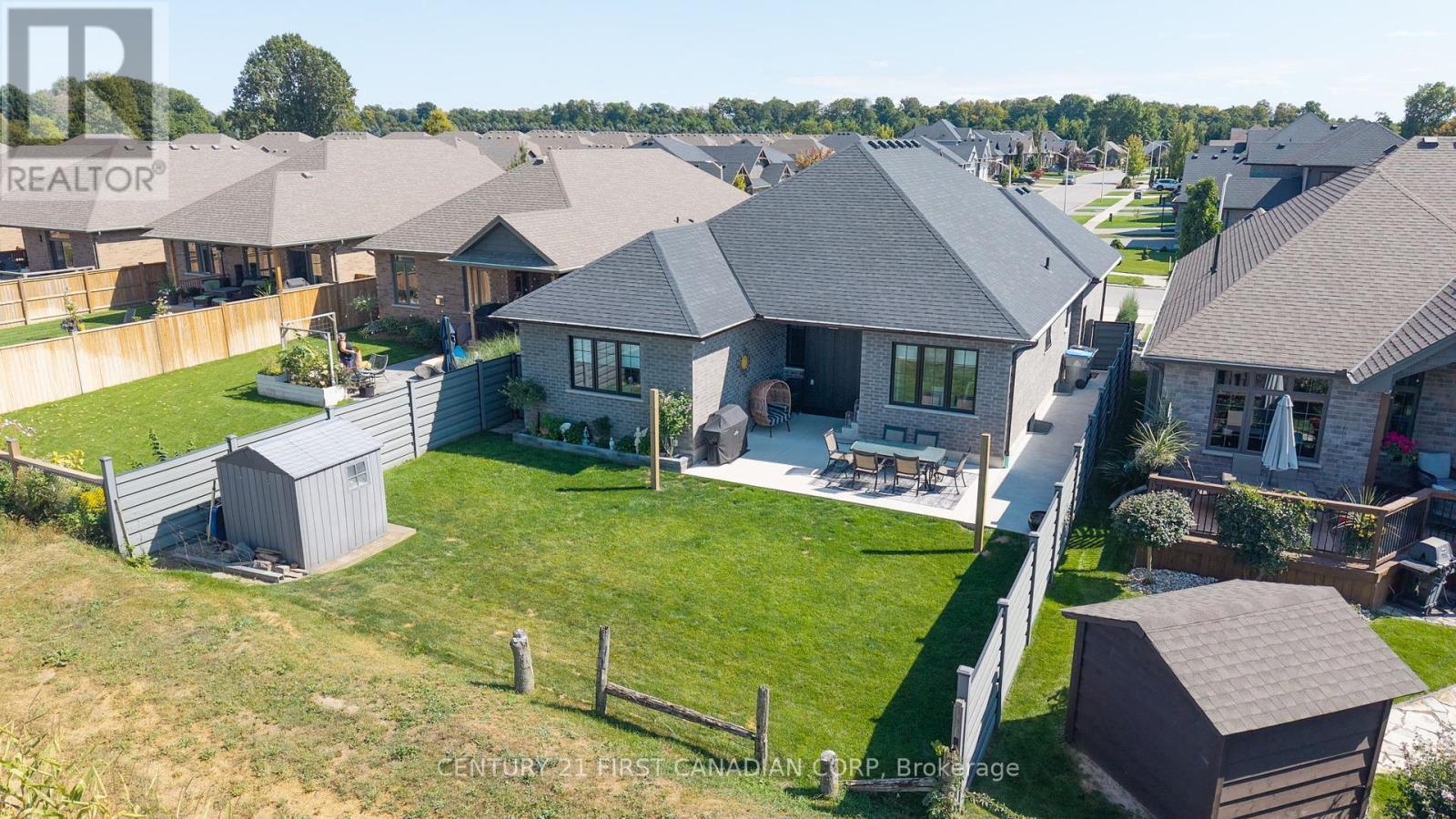 161 Collins Way, Strathroy-Caradoc (Se), ON - Outdoor