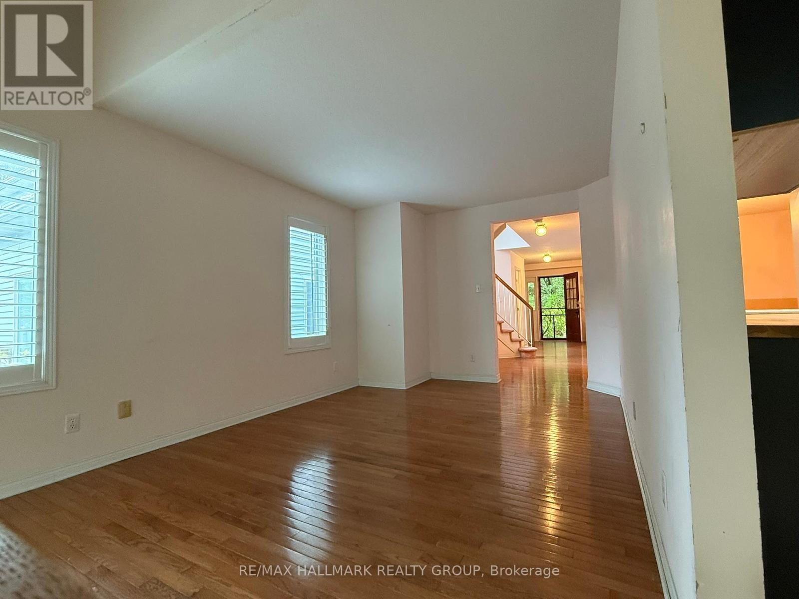 195 Blackdome Crescent, Ottawa, ON - Indoor Photo Showing Other Room