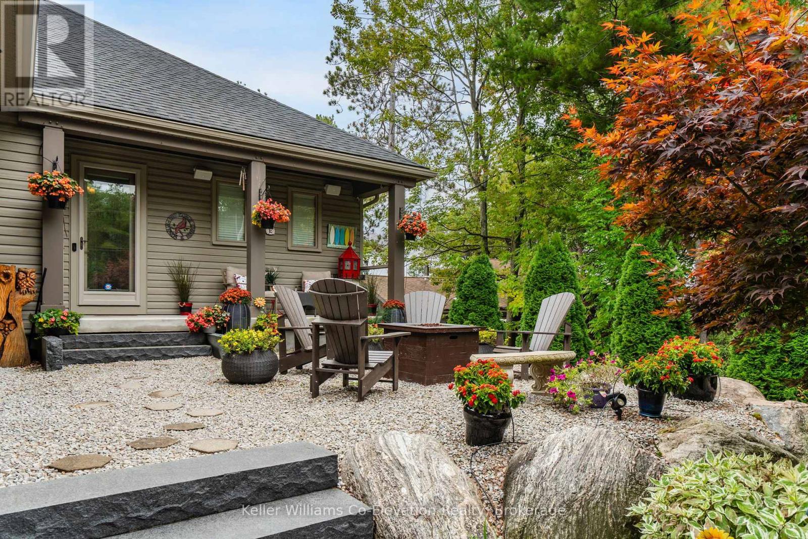 15 Rue De Parc, Tiny, ON - Outdoor With Deck Patio Veranda