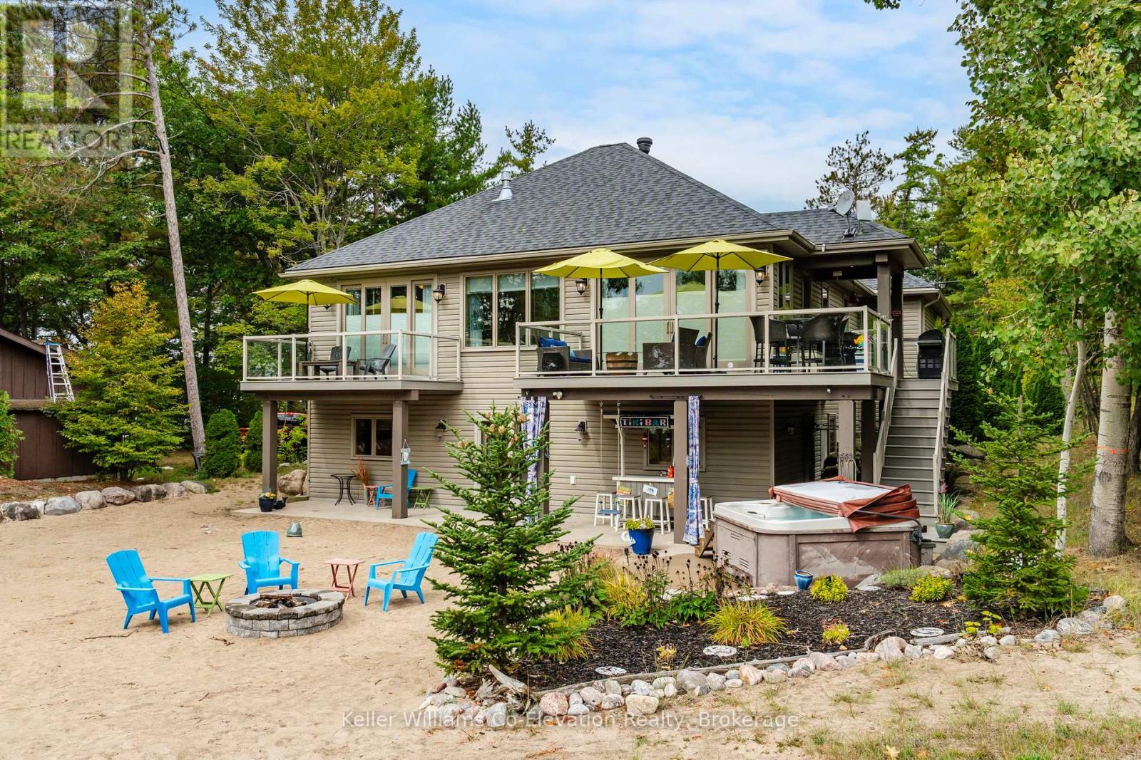 15 Rue De Parc, Tiny, ON - Outdoor With Balcony With Deck Patio Veranda