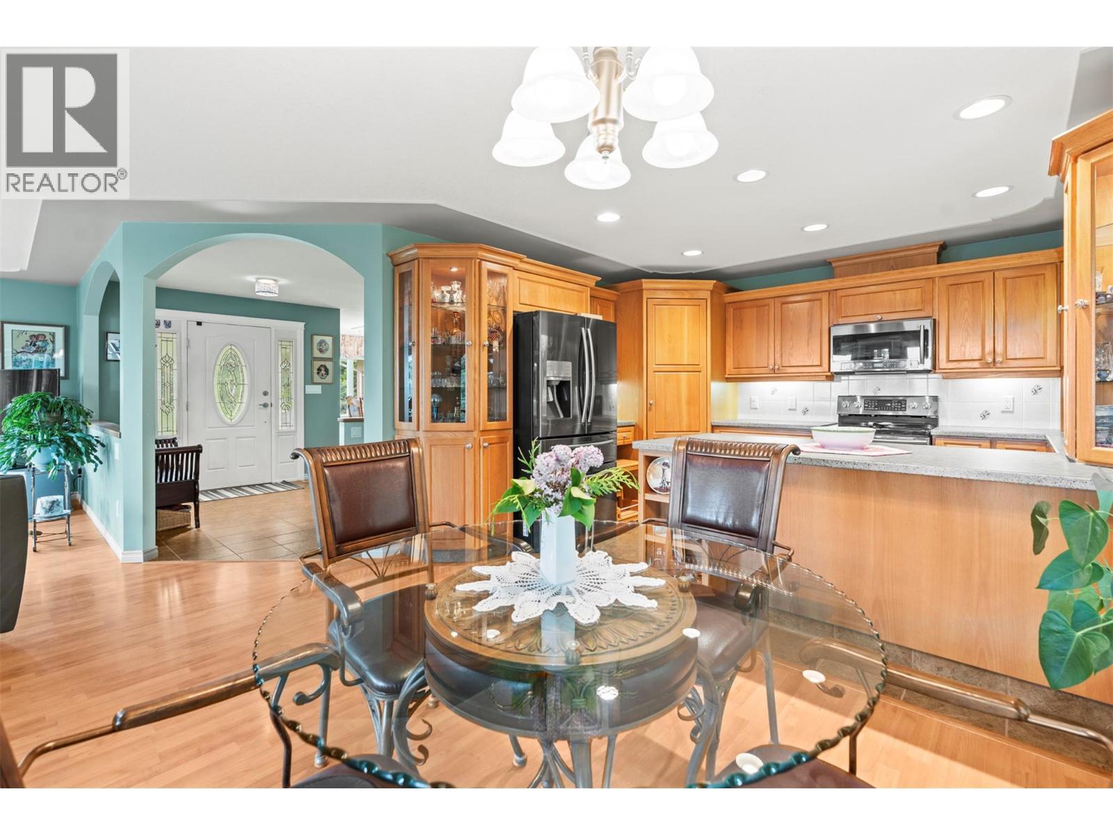 7775 Chew Road, Vernon, BC - Indoor