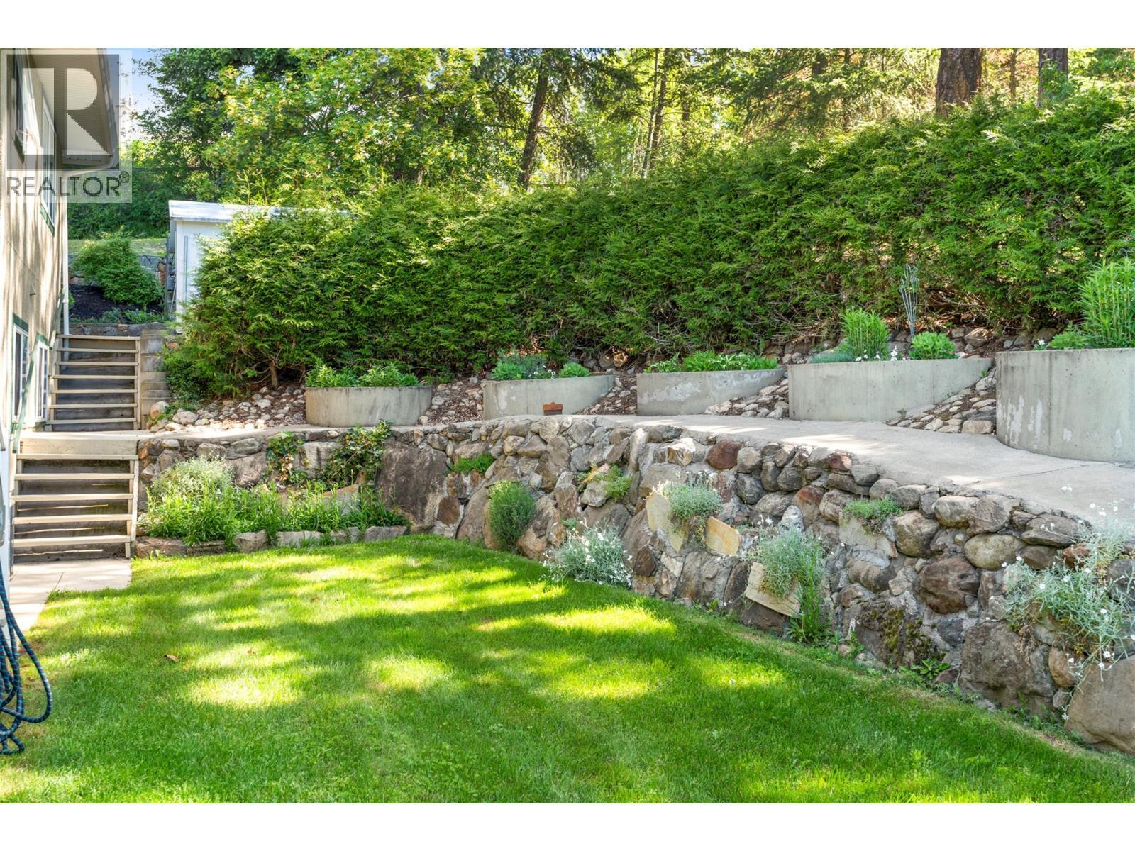 7775 Chew Road, Vernon, BC - Outdoor