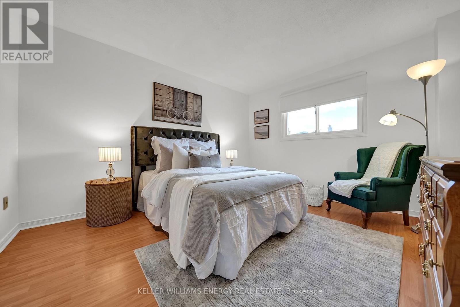 280 Thornton Road N, Oshawa (Mclaughlin), ON - Indoor Photo Showing Bedroom