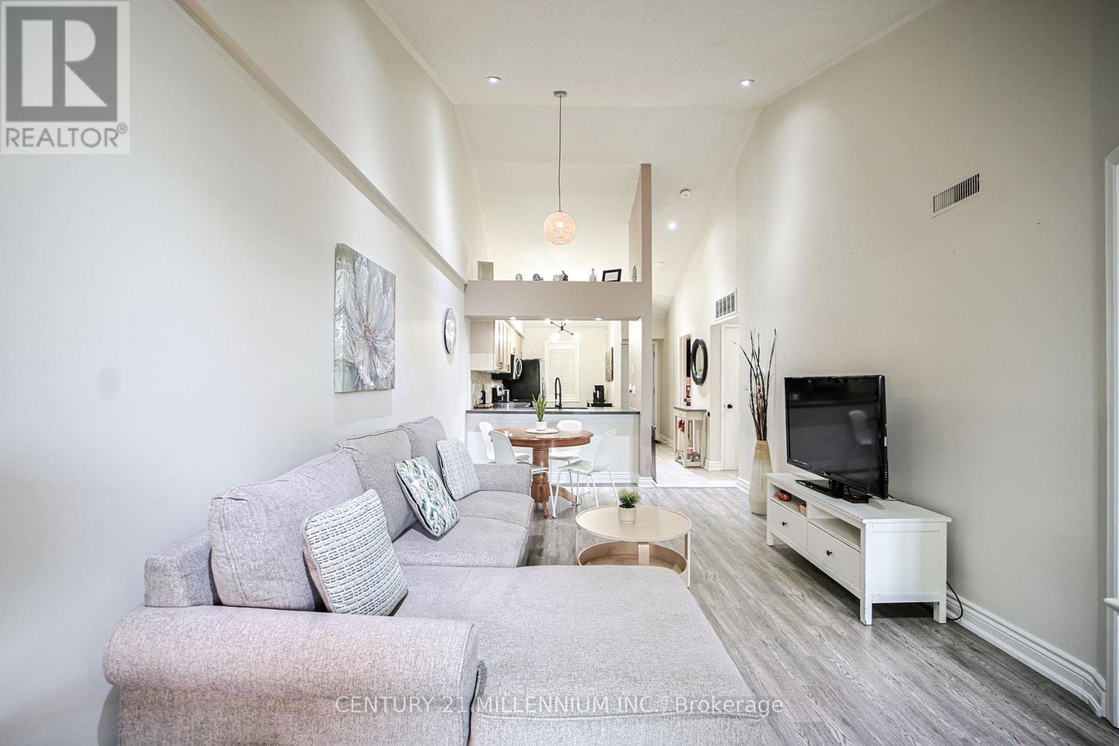 164 - 85 Bristol Road E, Mississauga, ON - Indoor