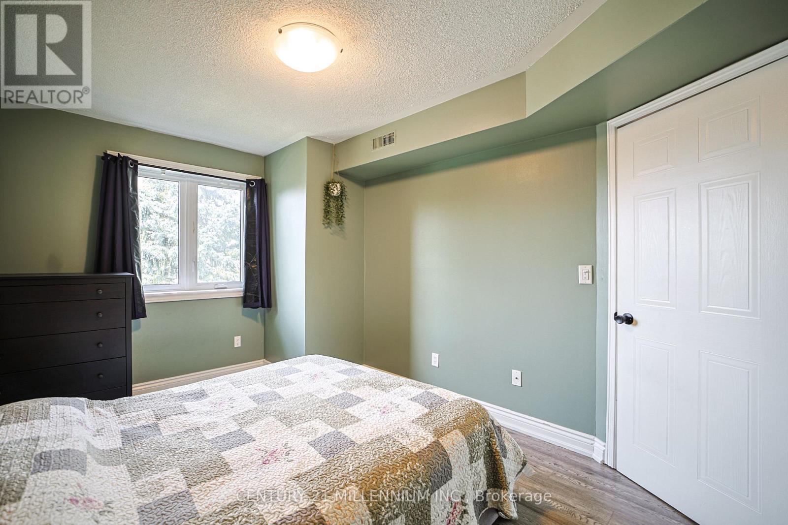 164 - 85 Bristol Road E, Mississauga, ON - Indoor Photo Showing Bedroom