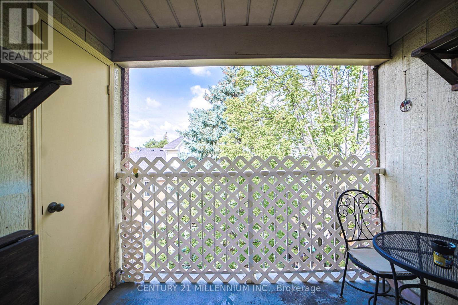 164 - 85 Bristol Road E, Mississauga, ON - With Exterior