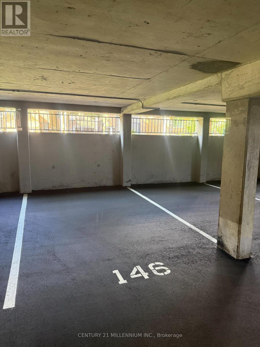 164 - 85 Bristol Road E, Mississauga, ON - Indoor