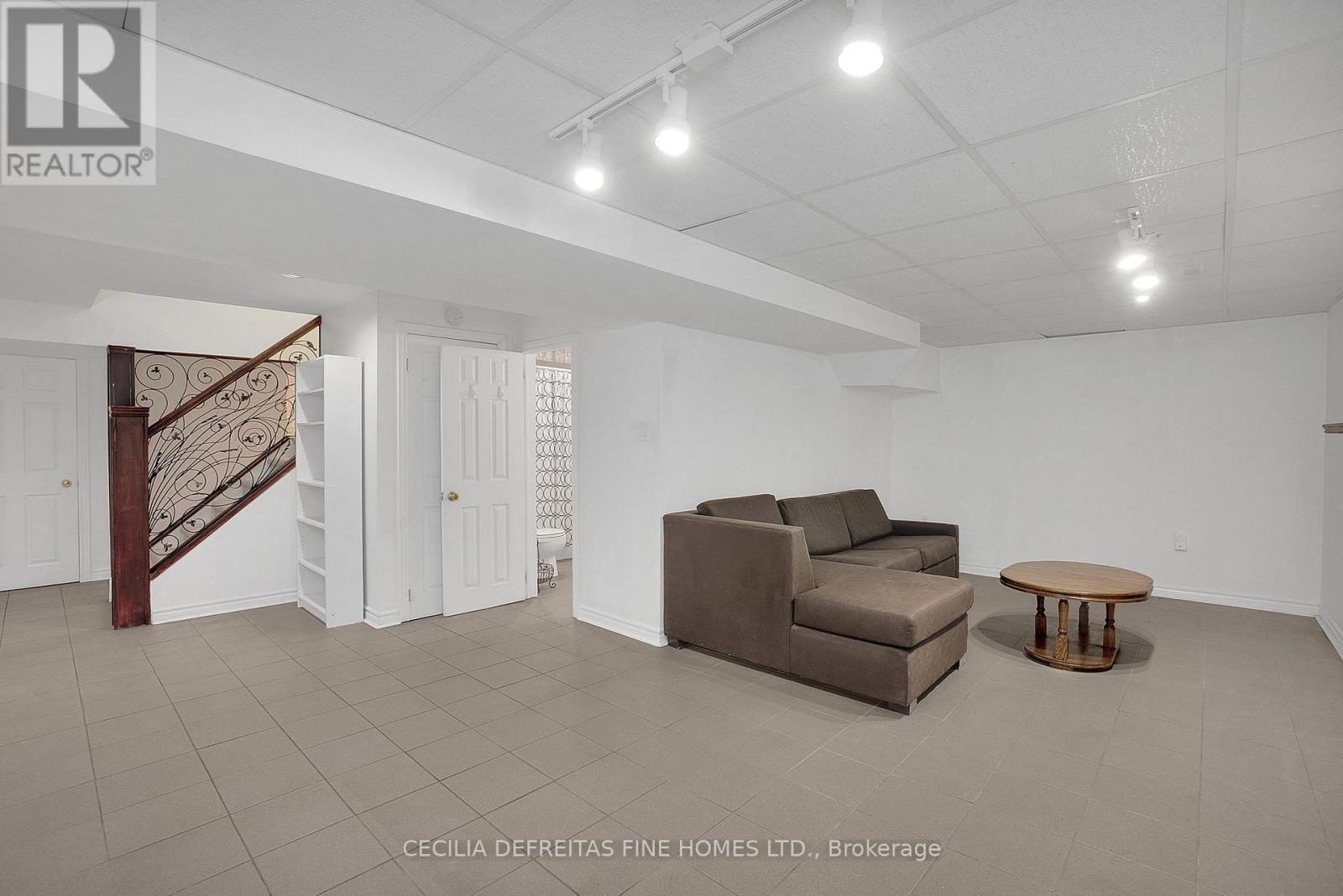 Bsmt - 249 Dante Court, Vaughan, ON - Indoor