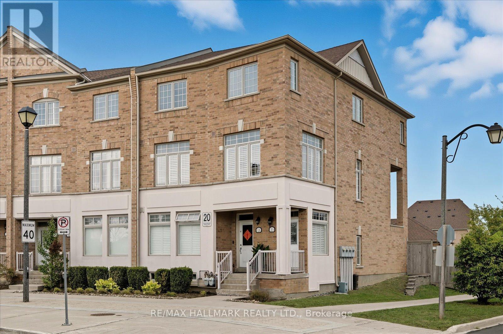 23 - 20 Greensborough Villag Circle, Markham, ON - Outdoor With Facade