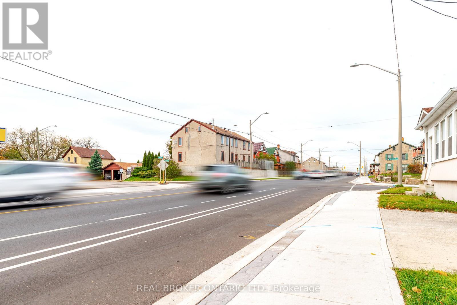 1405 King Street E, Cambridge, ON