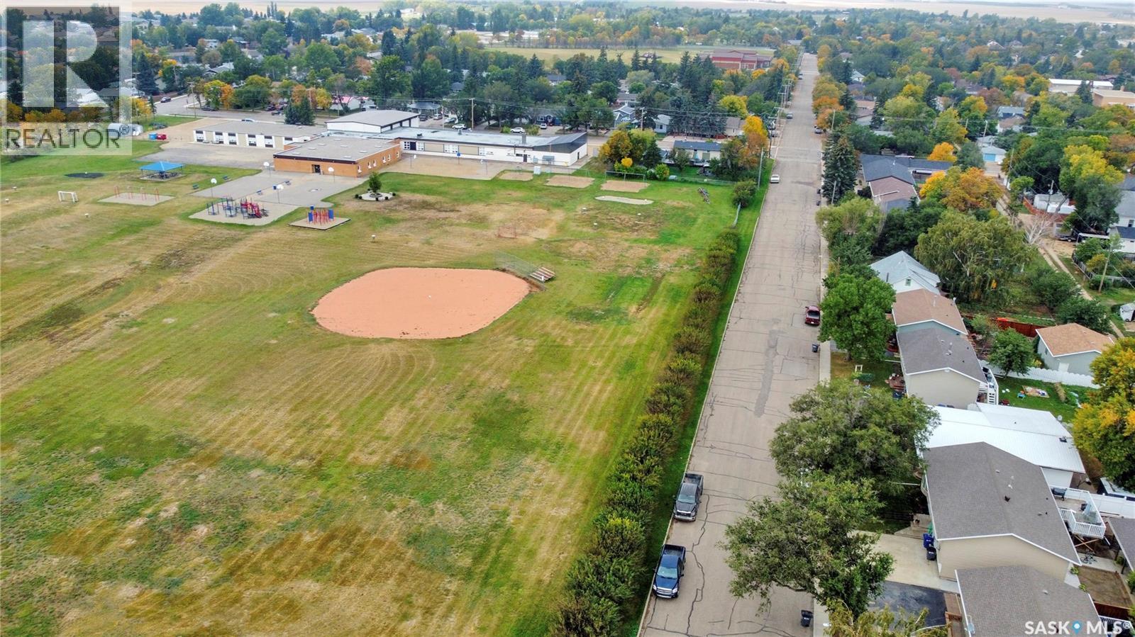 524 6Th Avenue E, Assiniboia, SK - Outdoor With View