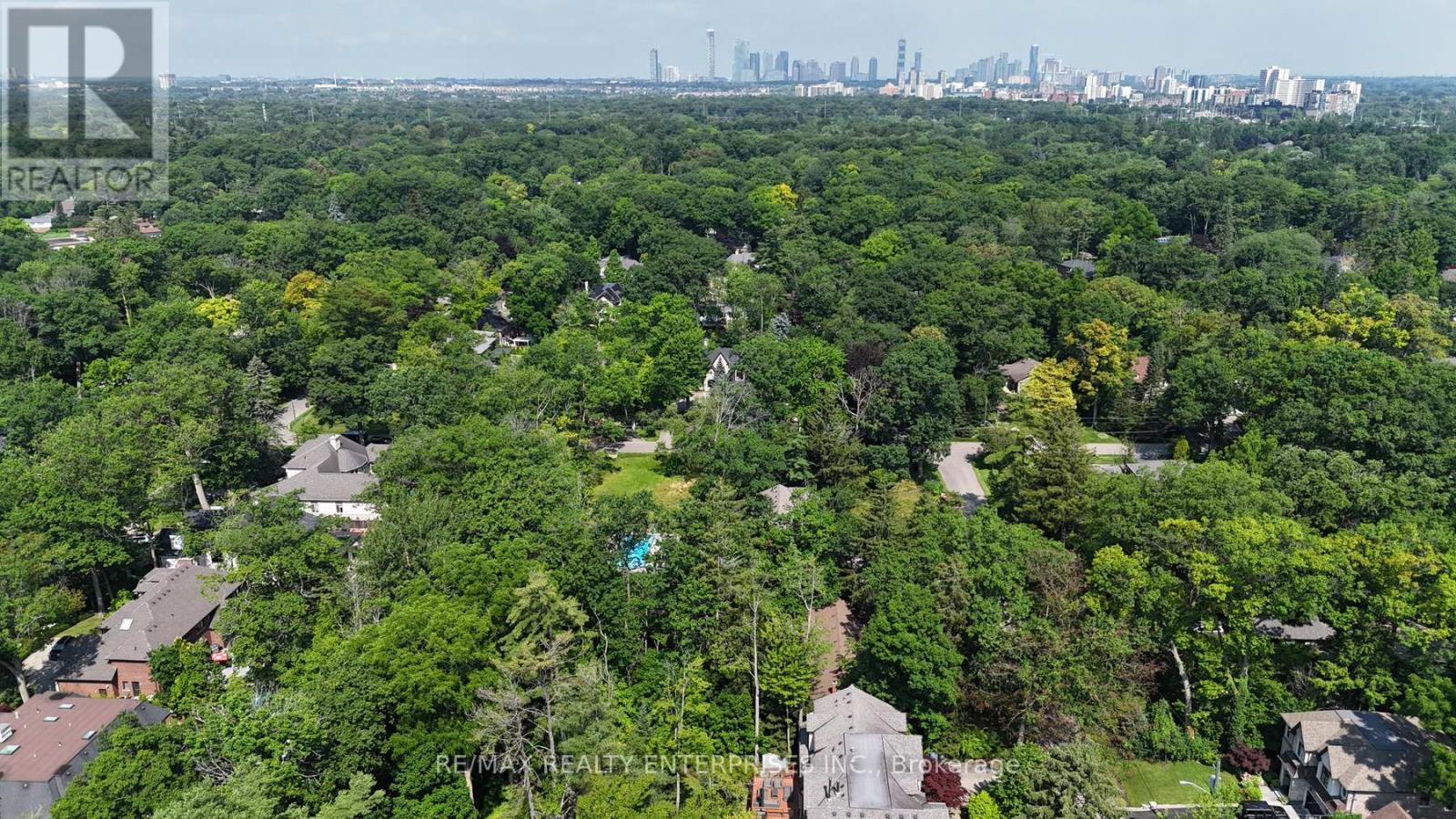 1252 Mona Road, Mississauga, ON - Outdoor With View