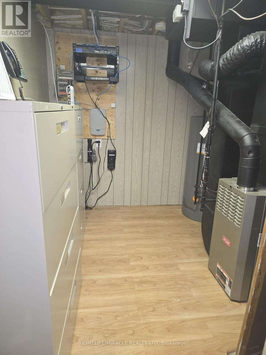 4632 Dunedin Crescent, Mississauga, ON - Indoor