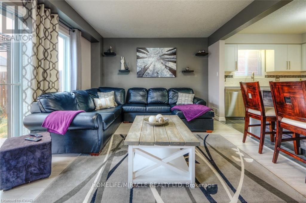 55 Seabrook Drive, Kitchener, ON - Indoor Photo Showing Living Room