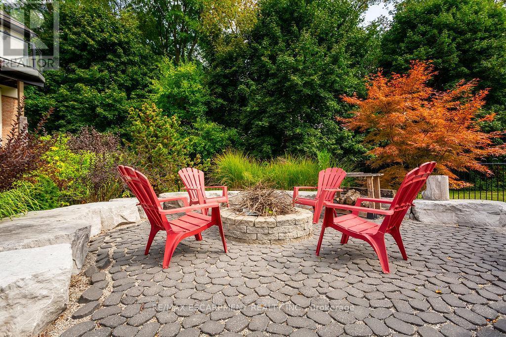 12 Blackberry Place, Hamilton, ON - Outdoor With Deck Patio Veranda