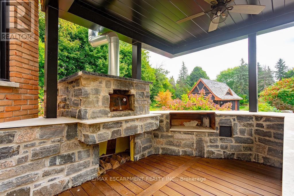 12 Blackberry Place, Hamilton, ON - Outdoor With Deck Patio Veranda With Exterior