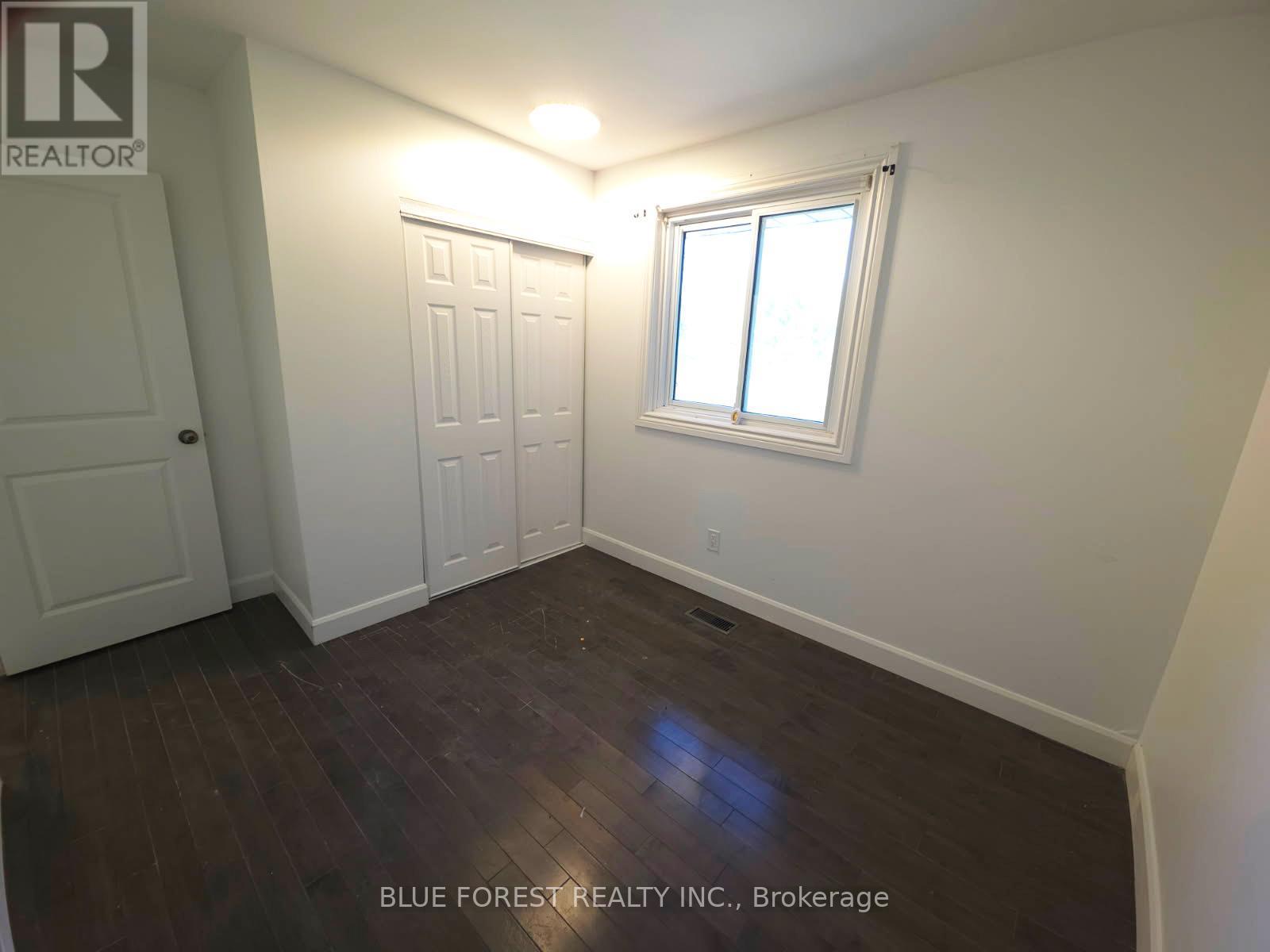 612 Trillium Drive, Southwest Middlesex, ON - Indoor Photo Showing Other Room