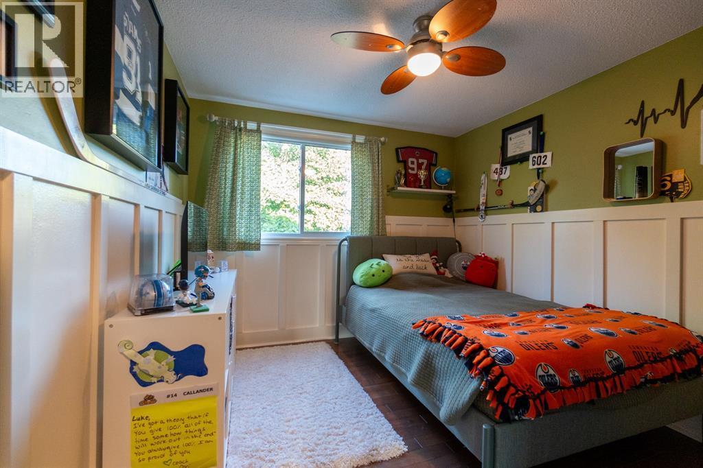 2577 Kaymar Crescent, Sarnia, ON - Indoor Photo Showing Bedroom
