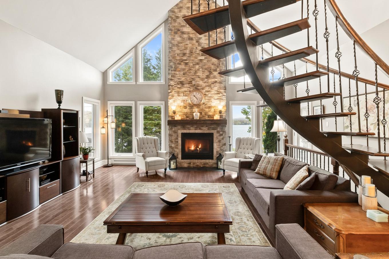 Family room - 4 Ch. Du Colibri, Val-Des-Lacs, QC - Indoor Photo Showing Living Room With Fireplace