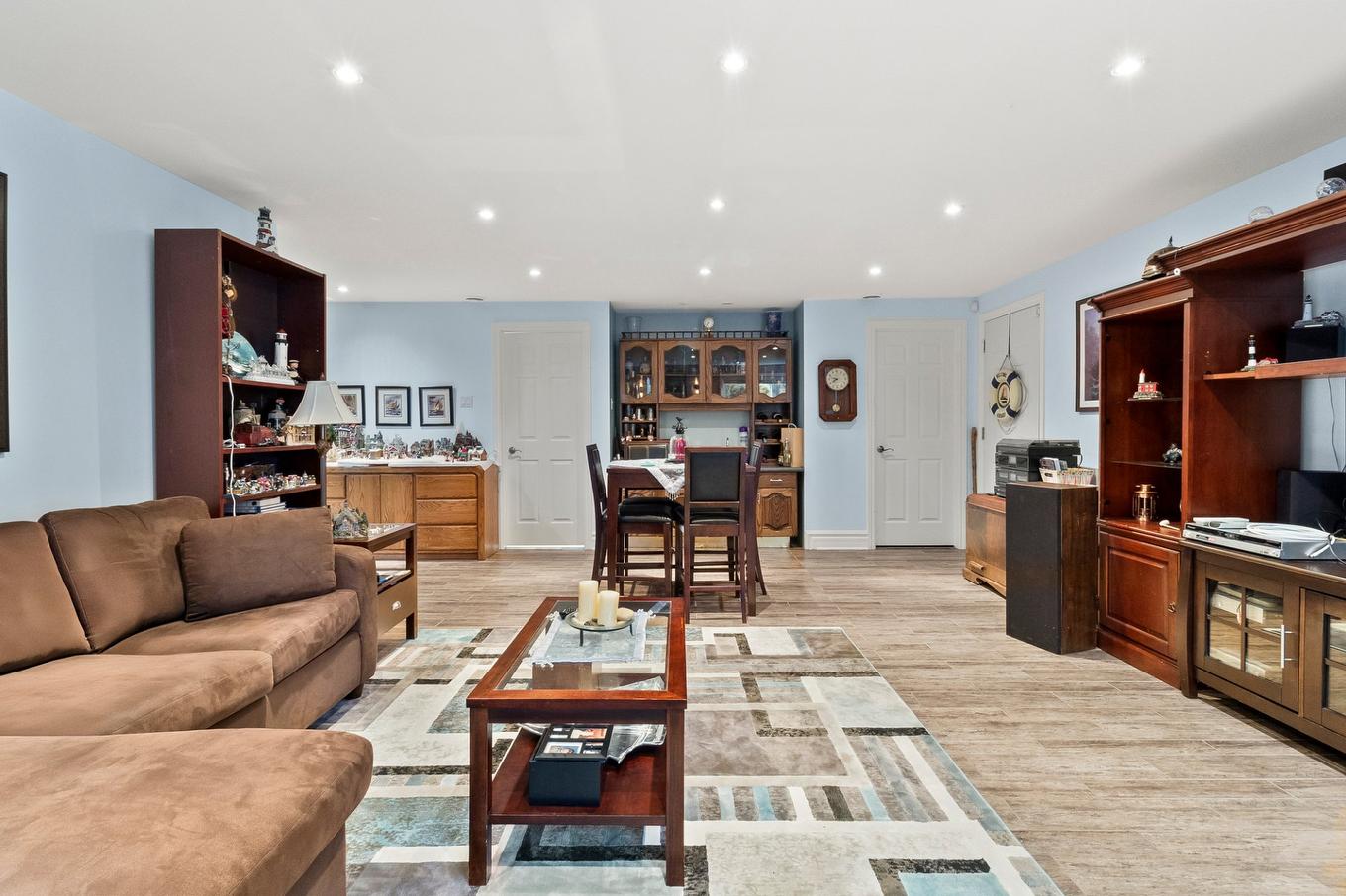 Family room - 4 Ch. Du Colibri, Val-Des-Lacs, QC - Indoor Photo Showing Living Room