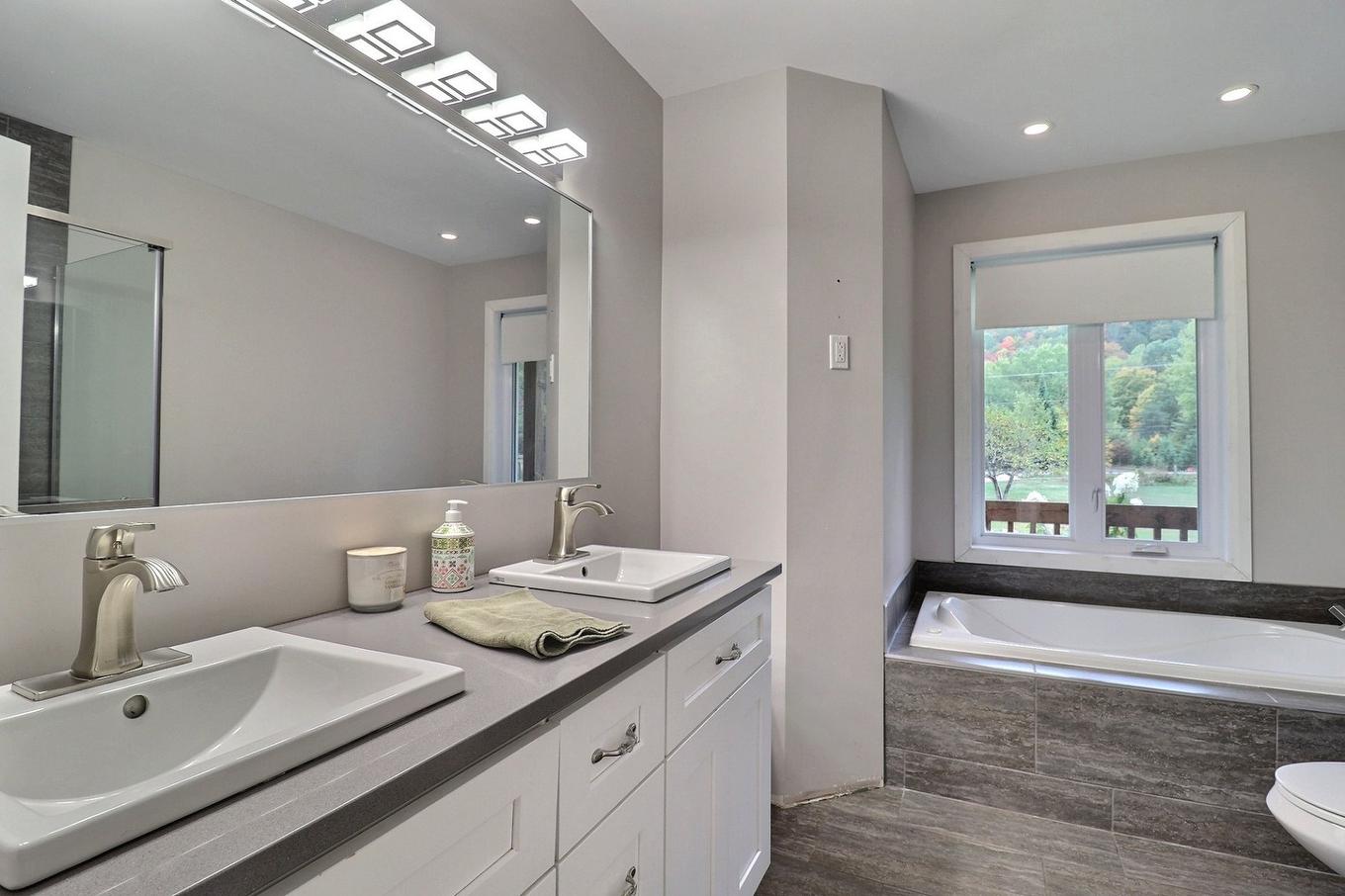 Salle de bains - 672 Ch. Du Poisson-Blanc, Denholm, QC - Indoor Photo Showing Bathroom