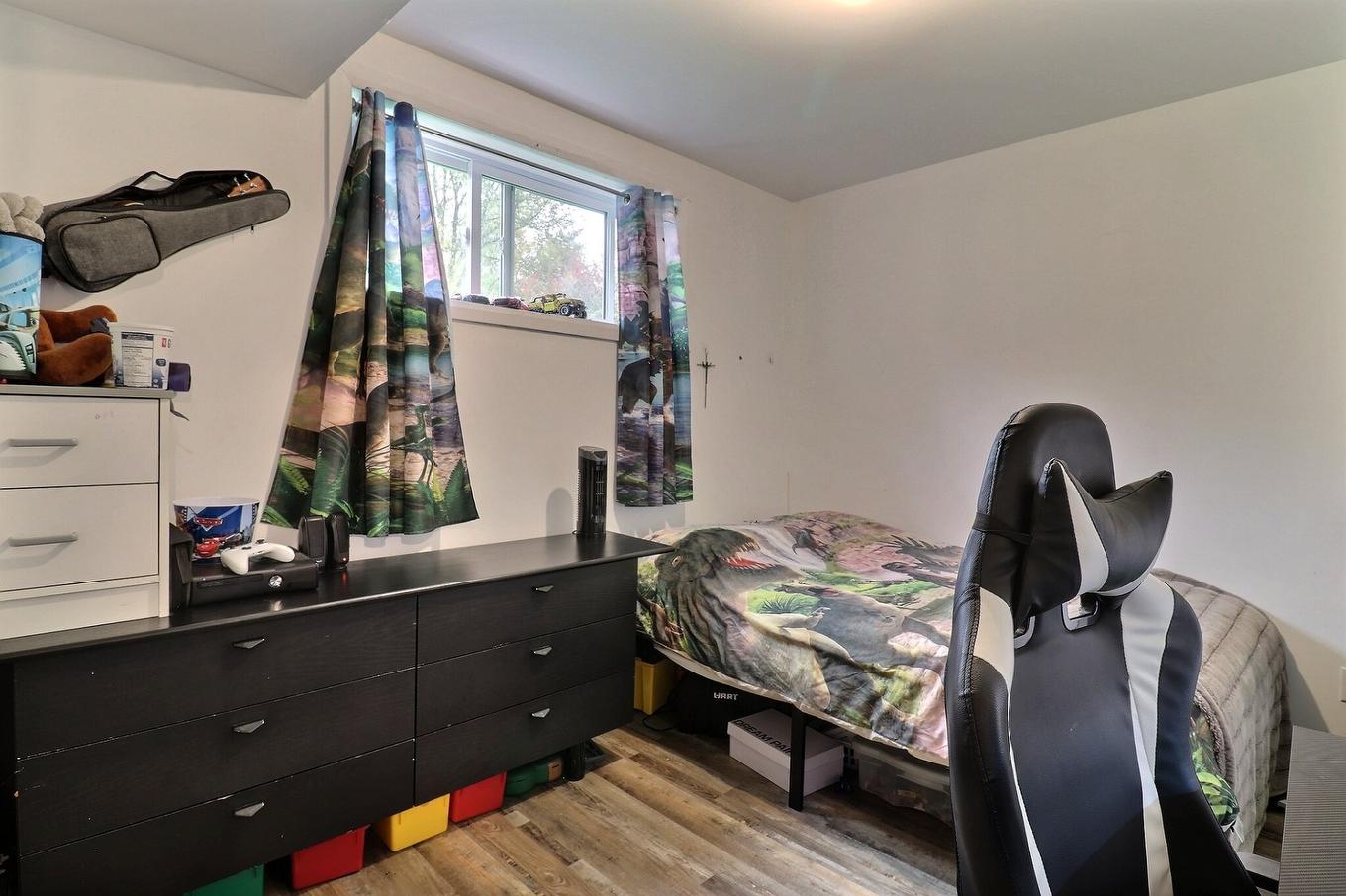 Chambre à coucher - 672 Ch. Du Poisson-Blanc, Denholm, QC - Indoor Photo Showing Bedroom