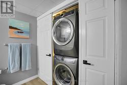 Washer & Dryer 2022 -