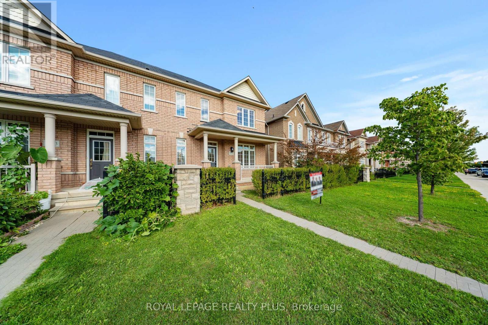 5371 Tenth Line W, Mississauga, ON - Outdoor With Deck Patio Veranda With Facade