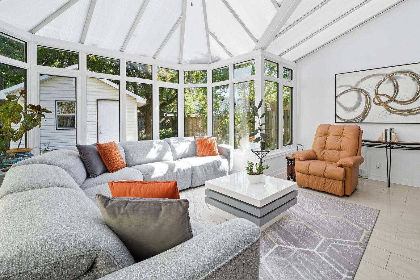 Salle familiale - 8 Rue Du Mica, Gatineau (Hull), QC - Indoor Photo Showing Living Room