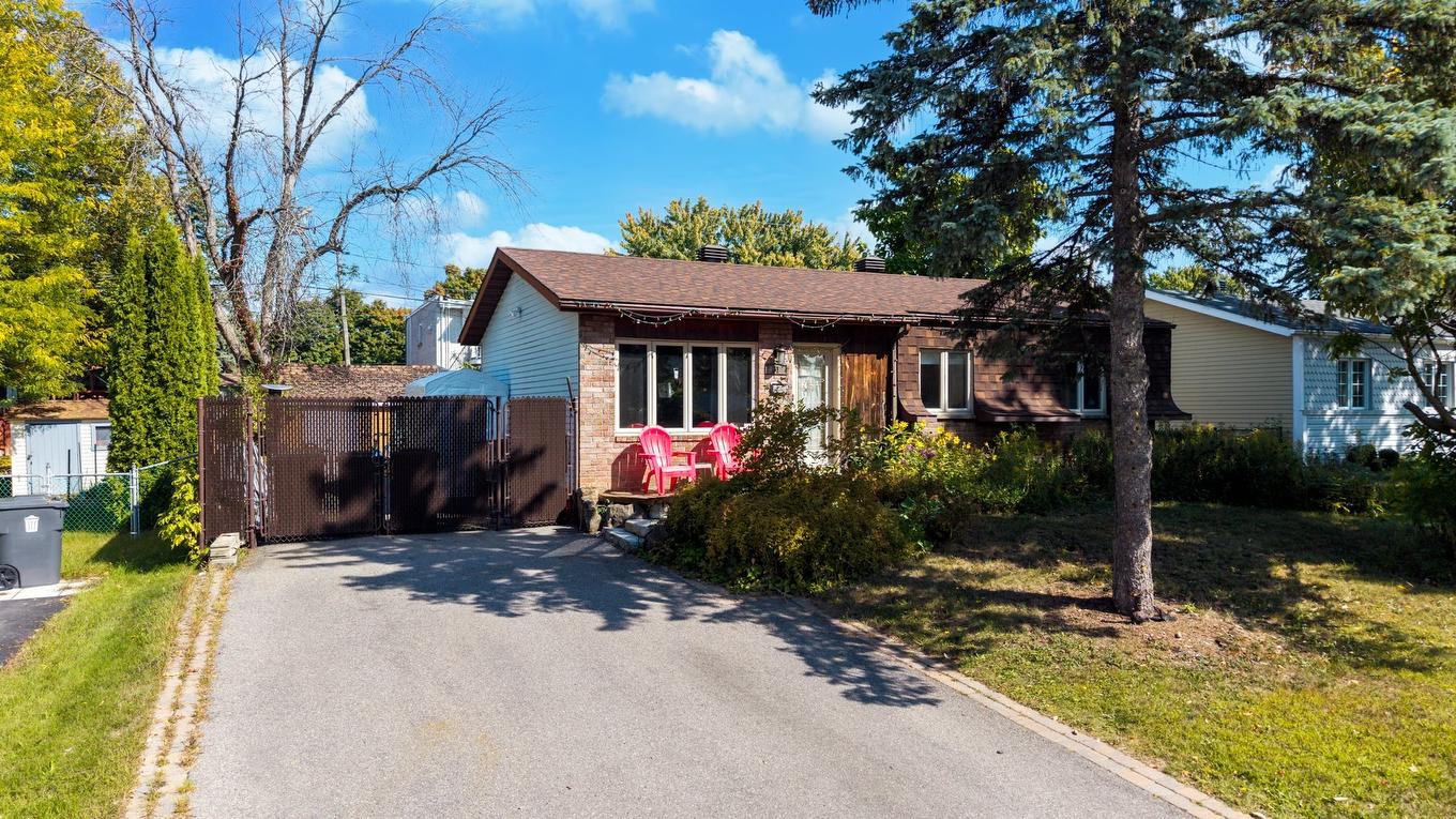 Façade - 61 Rue Cardinal, Montréal (L'Île-Bizard/Sainte-Geneviève), QC - Outdoor