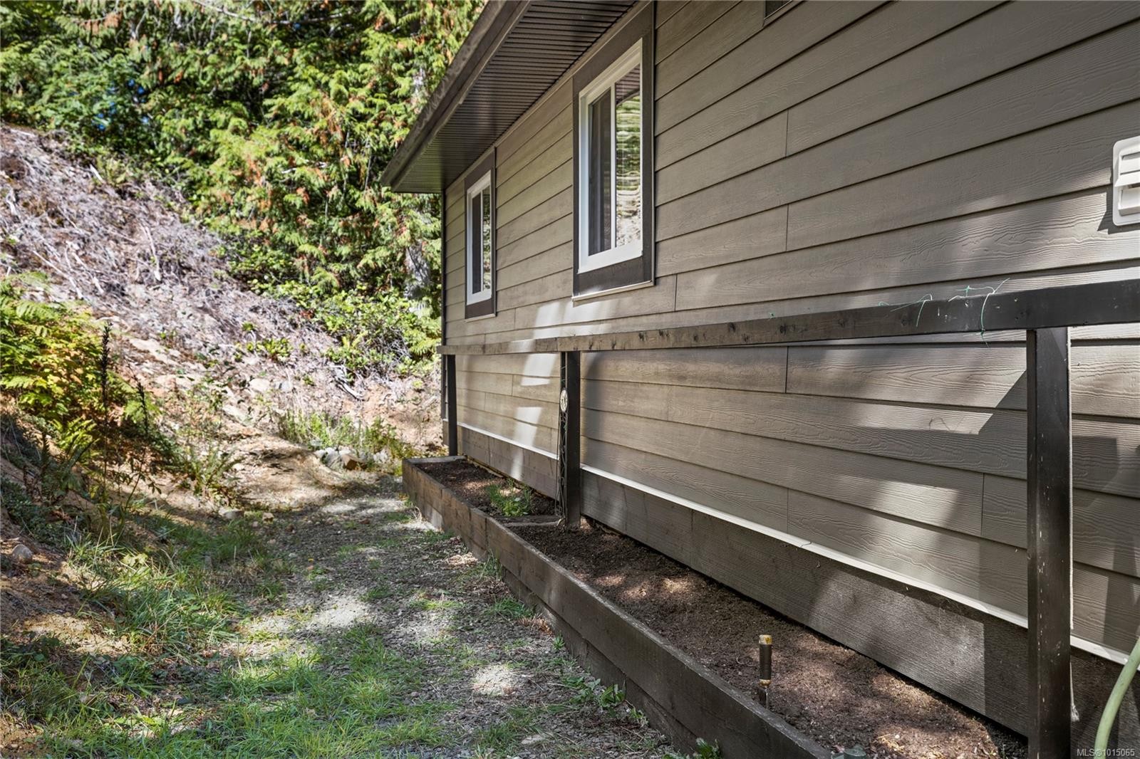 2180 South Lake Rd, Qualicum Beach, BC