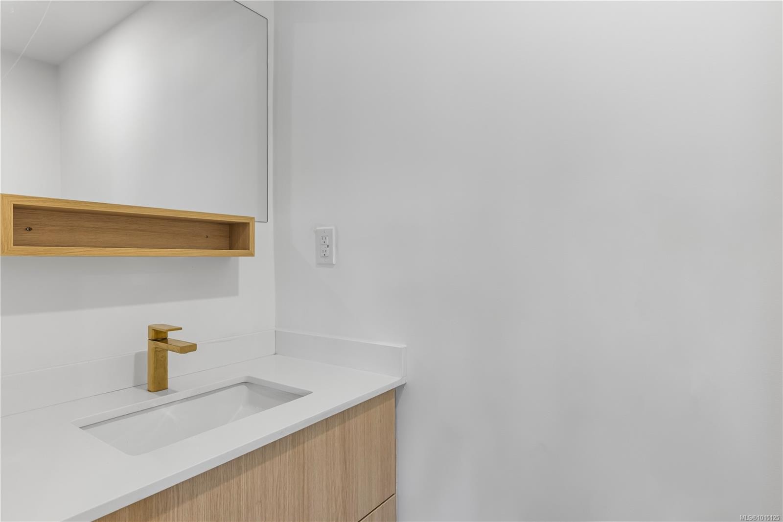 101-2629 Millstream Rd, Langford, BC