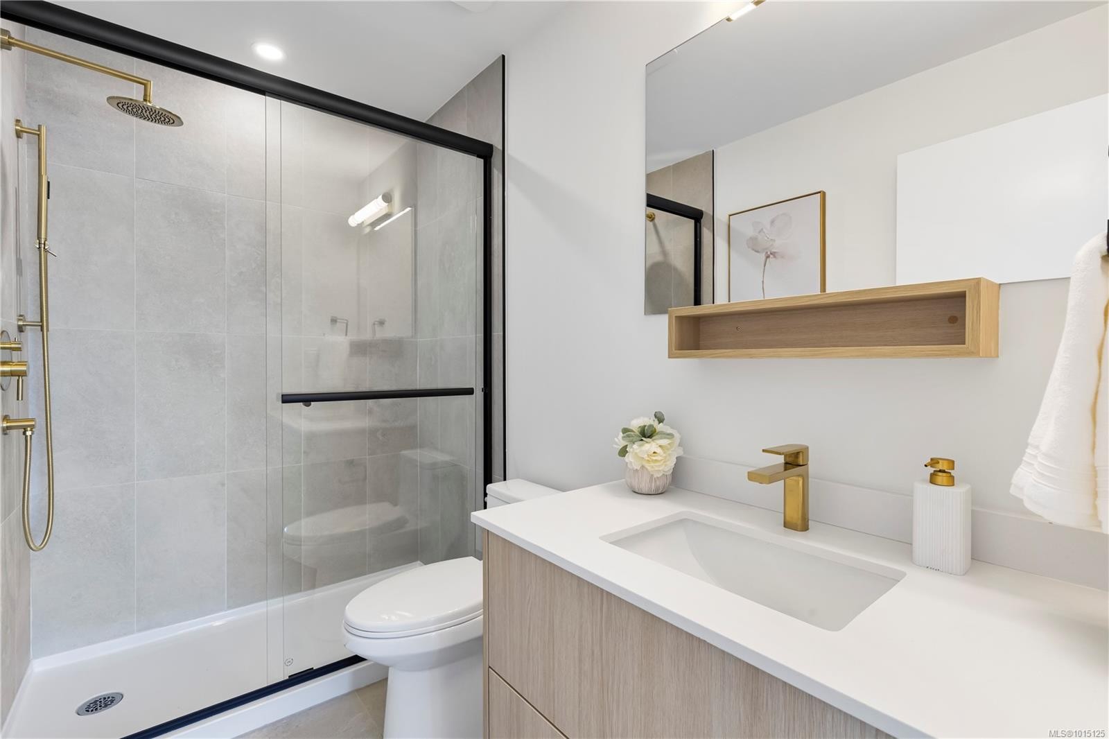 101-2629 Millstream Rd, Langford, BC