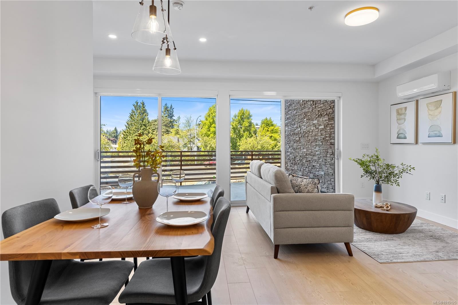 101-2629 Millstream Rd, Langford, BC