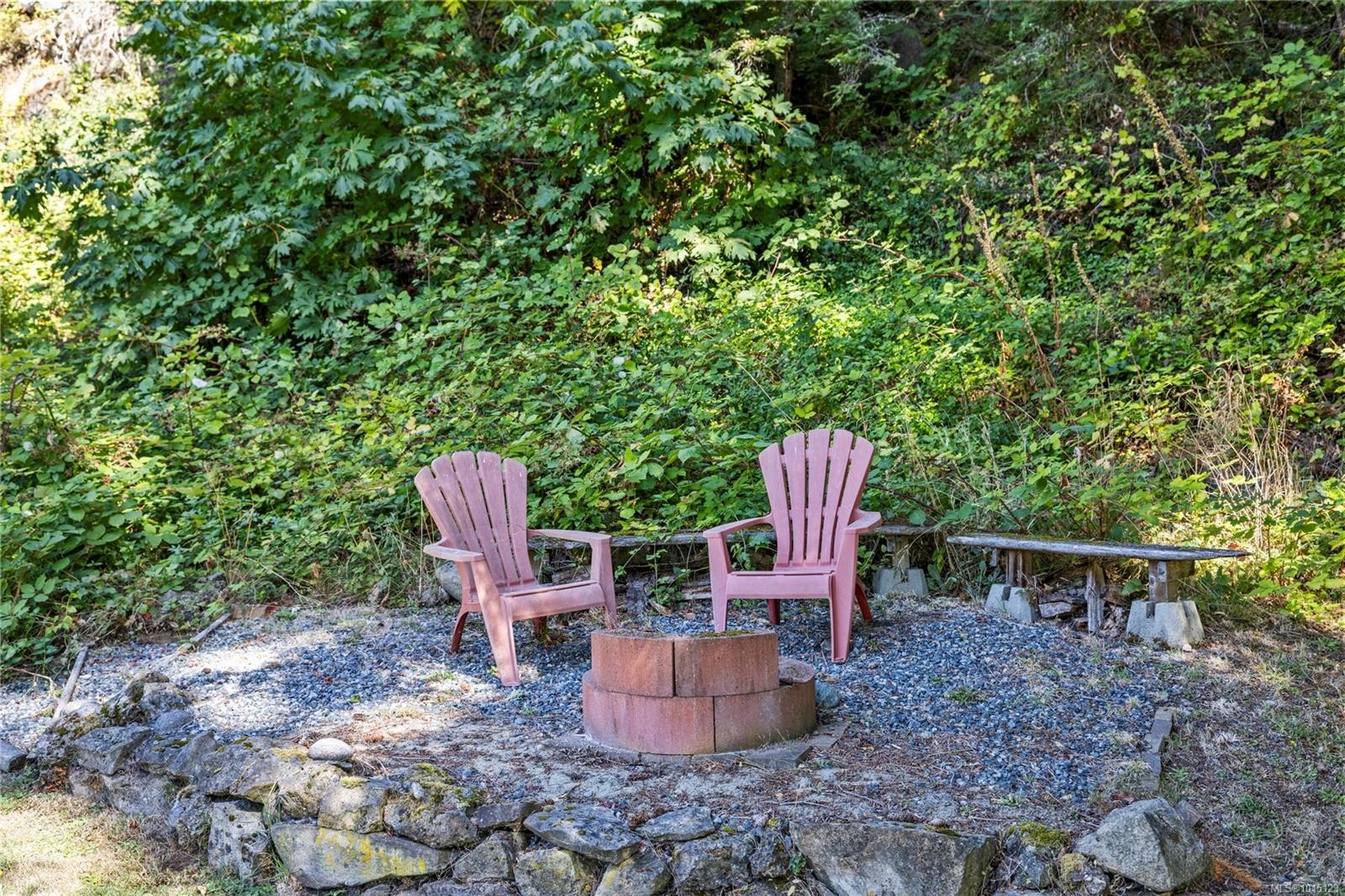 2530 Spring Beach Dr, Gabriola Island, BC