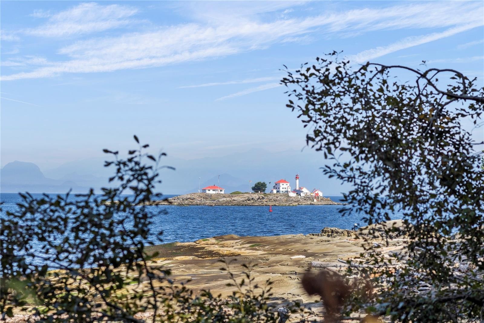 2530 Spring Beach Dr, Gabriola Island, BC