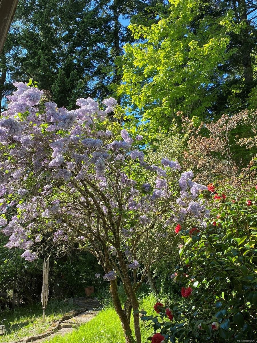 2530 Spring Beach Dr, Gabriola Island, BC