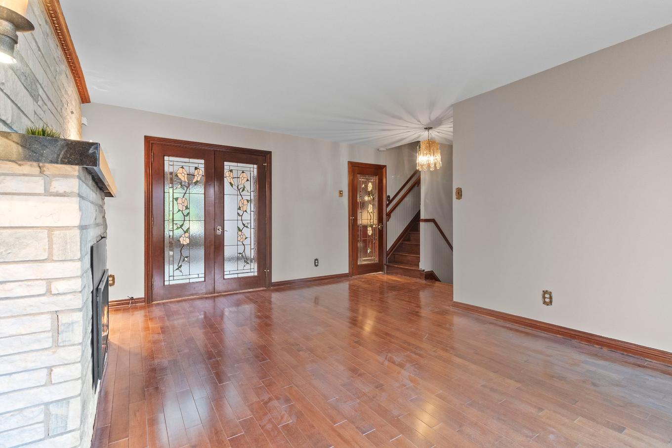 Living room - 3018 Rue William, Longueuil (Saint-Hubert), QC - Indoor Photo Showing Other Room
