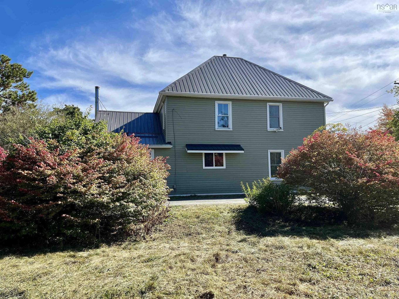 9744 Highway 8, Caledonia, NS