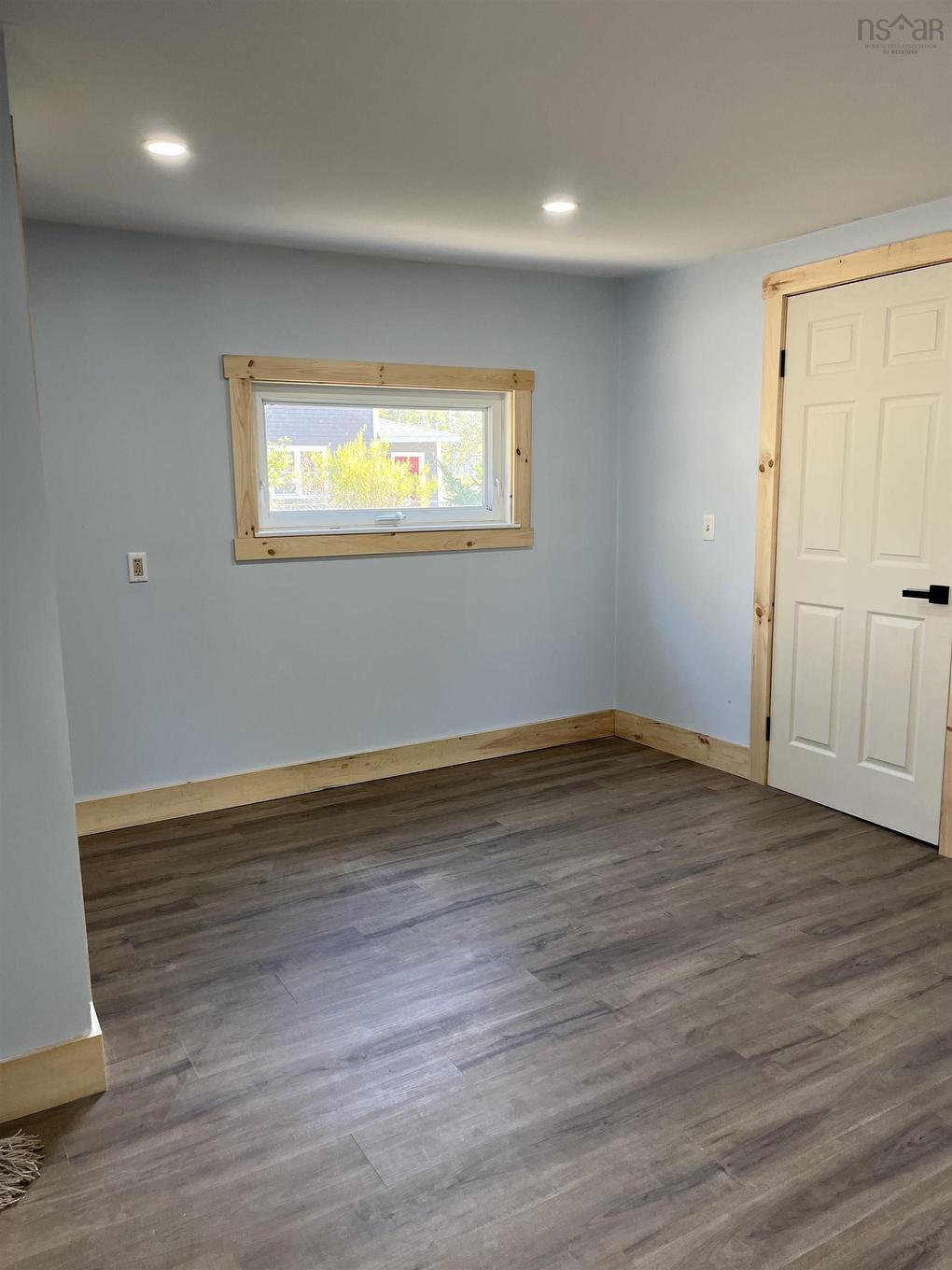 9744 Highway 8, Caledonia, NS