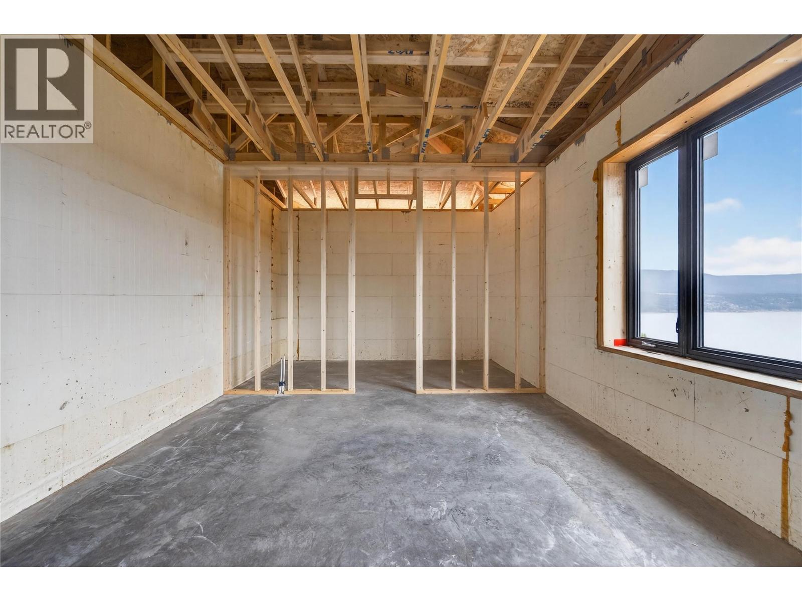 4 Kault Hill Road Unit# 5 Lot# 6, Tappen, BC - Indoor