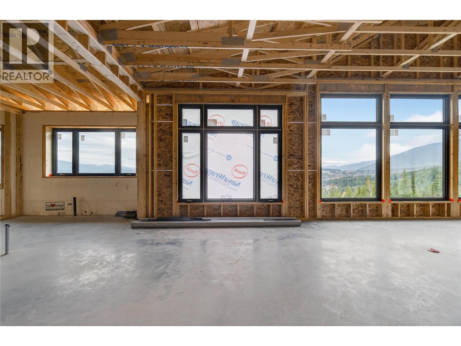 4 Kault Hill Road Unit# 5 Lot# 6, Tappen, BC - Indoor Photo Showing Other Room