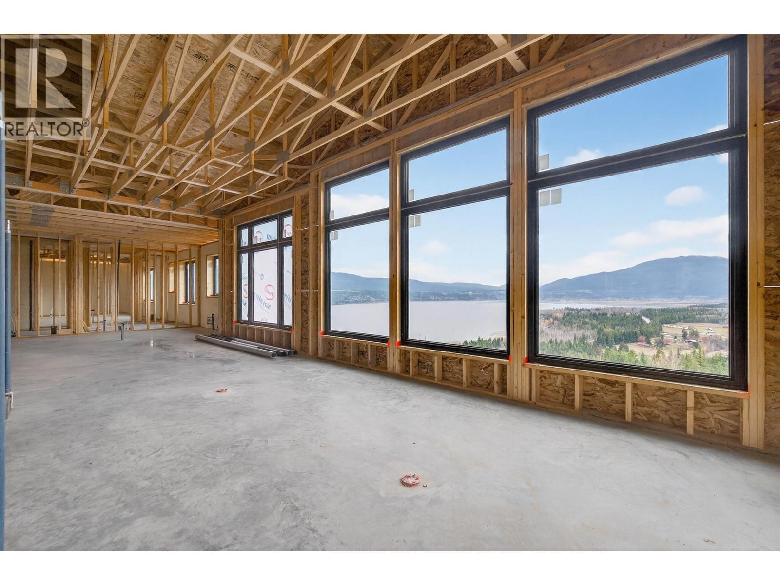 4 Kault Hill Road Unit# 5 Lot# 6, Tappen, BC - Indoor Photo Showing Other Room