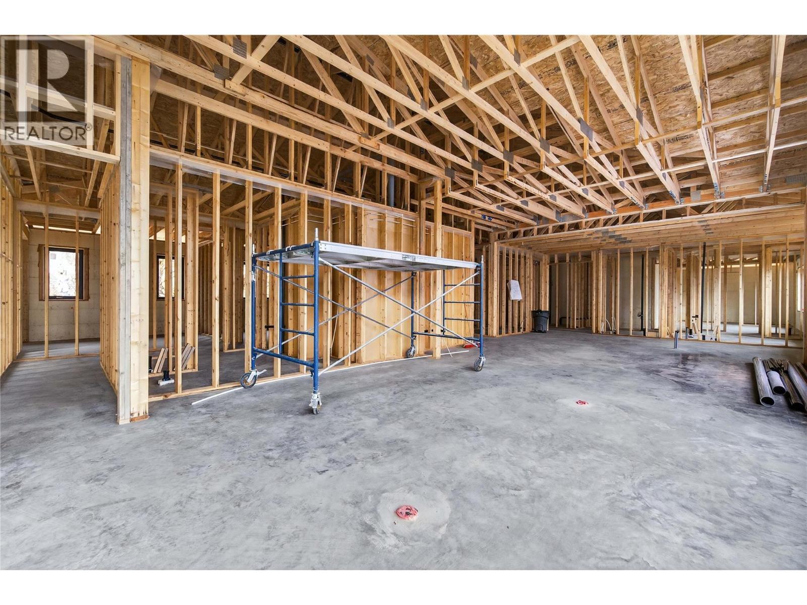 4 Kault Hill Road Unit# 5 Lot# 6, Tappen, BC - Indoor