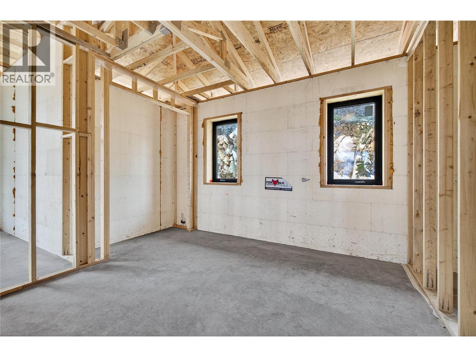 4 Kault Hill Road Unit# 5 Lot# 6, Tappen, BC - Indoor Photo Showing Other Room