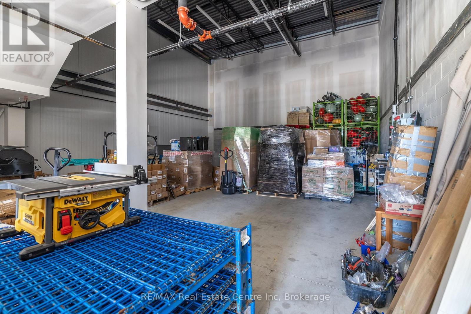 8 - 587 Hanlon Creek Boulevard, Guelph (Kortright Hills), ON