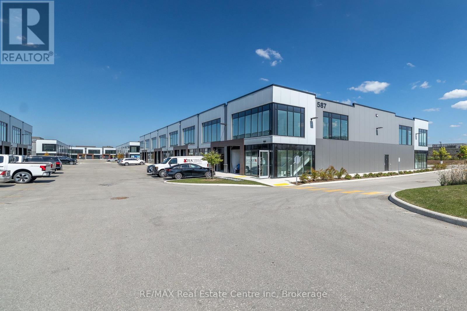 8 - 587 Hanlon Creek Boulevard, Guelph (Kortright Hills), ON